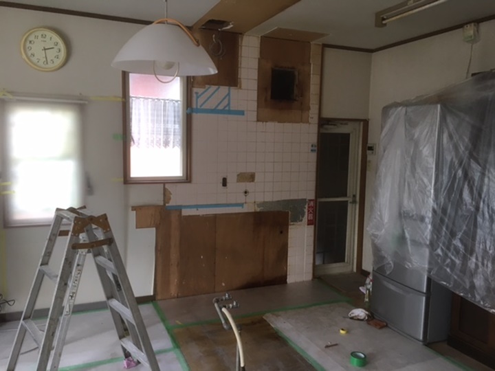 キッチン解体
