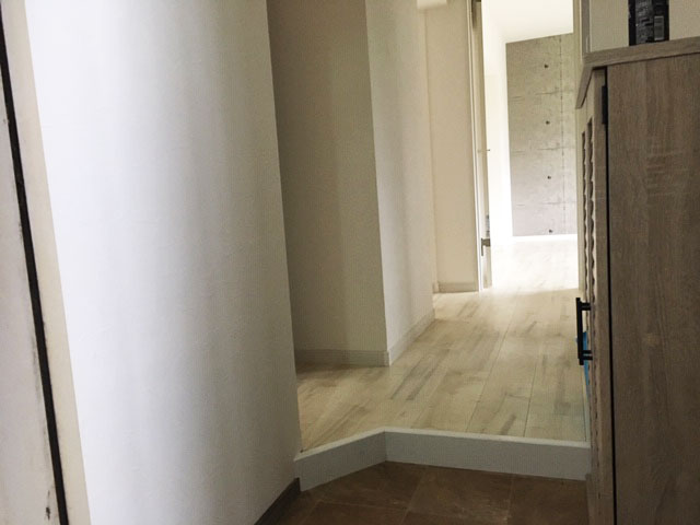 玄関の施工後の写真です。