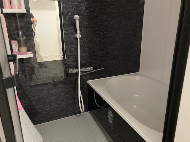 ユニットバスの施工後の写真です。