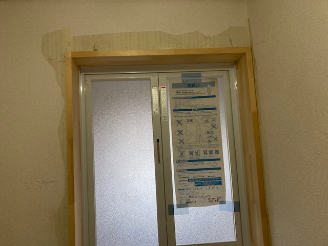 ユニットバスの施工中の写真です。