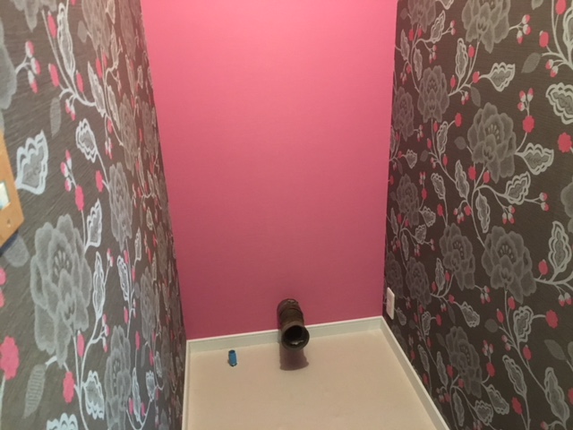 壁はクロス、床はクッションフロアで仕上げました。