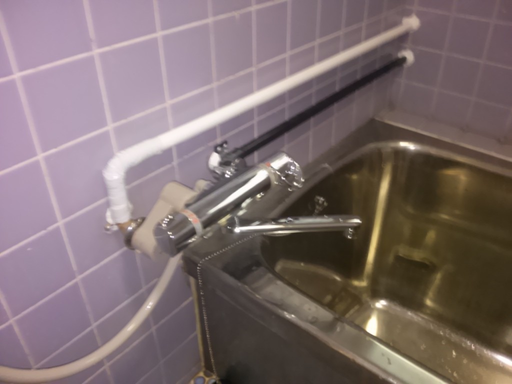 シャワー水栓も取替