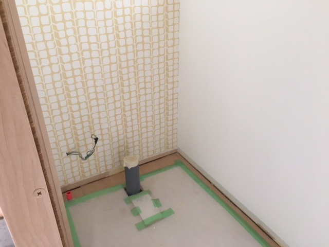 壁はクロス、床はフローリングで仕上げました。