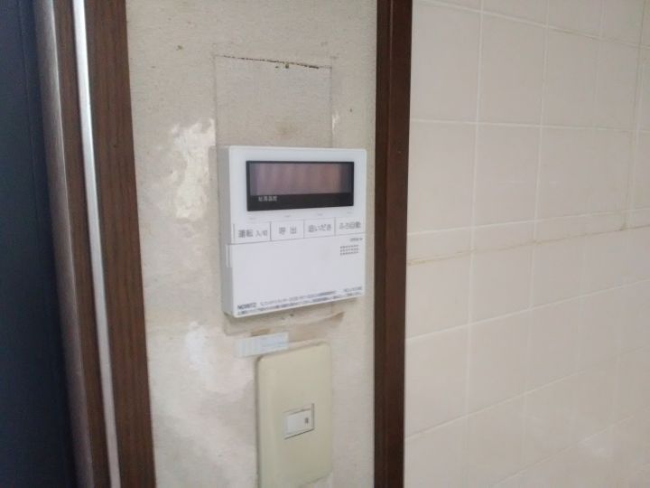 台所リモコン施工後