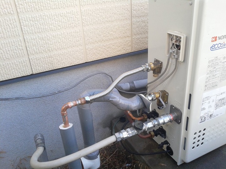 配管、保温材工事