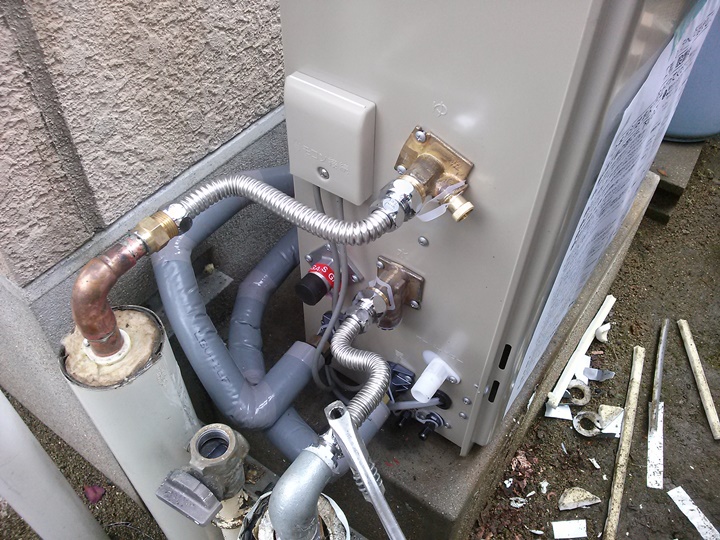 給湯器配管工事
