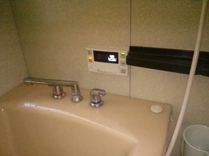 浴室リモコン