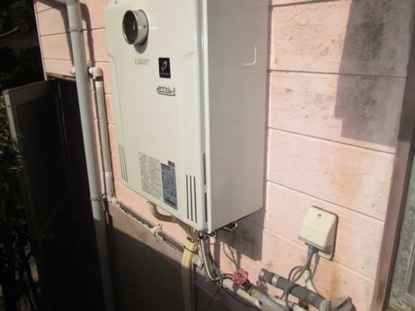 給湯器工事　北九州市門司区