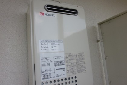 給湯器取替工事　北九州市八幡西区