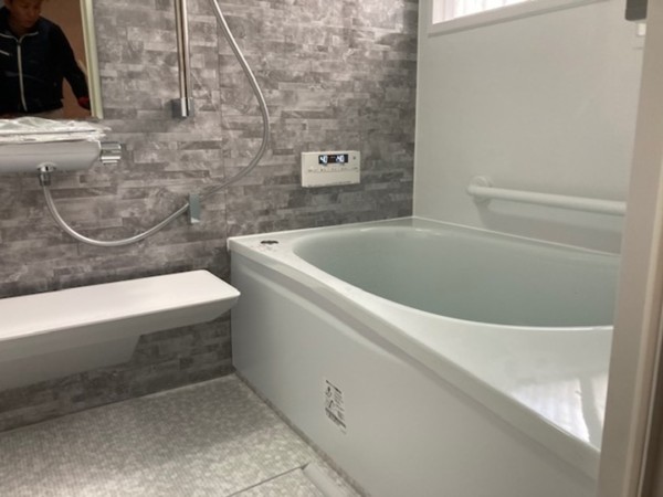 ユニットバス、給湯器、トイレリフォーム工事