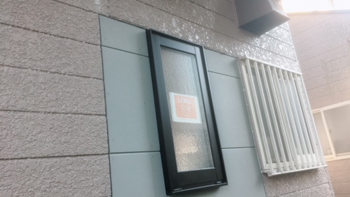 ユニットバス窓施工