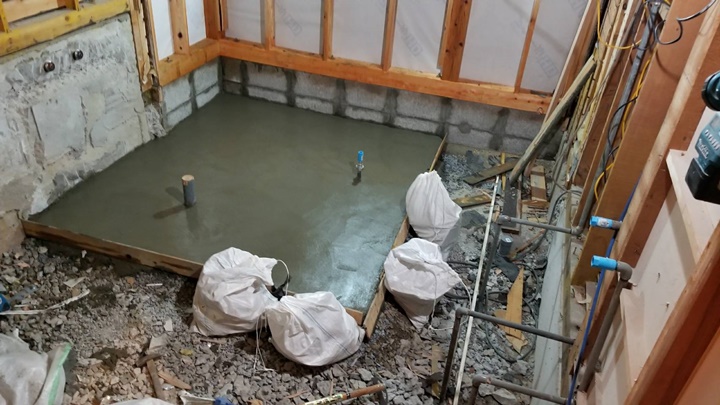 ユニットバス土間打ち