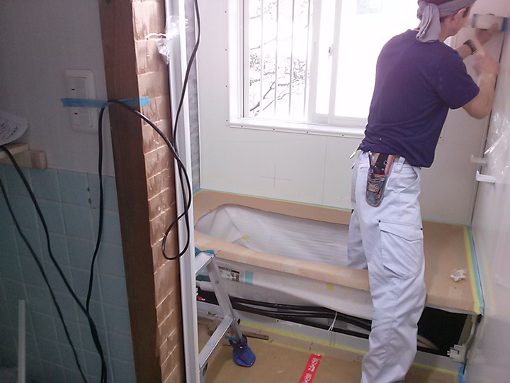 ユニットバス組み立て