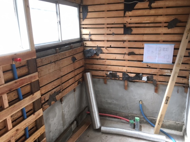 ユニットバス施工中