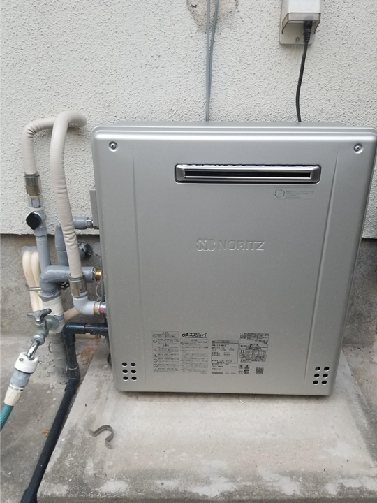 石油ボイラ―からガス給湯器に交換すると毎月のランニングコストは高くなりますが、灯油を入れる手間がなくなり便利です。