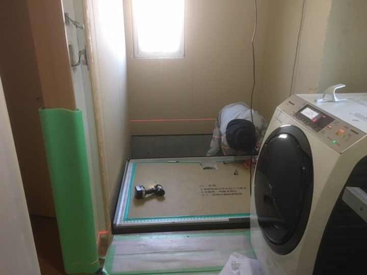 浴室施工中