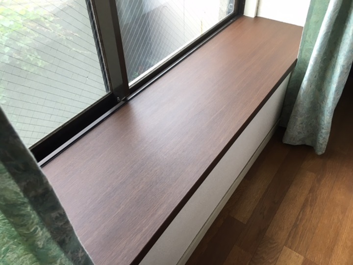 出窓天板施工後