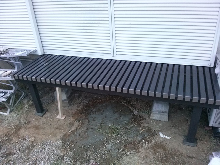 縁側施工後<br />既存の浴室が１５００×２５００あり通常規格ユニットバスではだいぶん小さくなるので既存のユニットに合わせて入れれるタカラスタンダードのぴったりサイズレラージュをおすすめいたしました。以前と変わらない大きな浴室にお客様もお喜びいただけました。