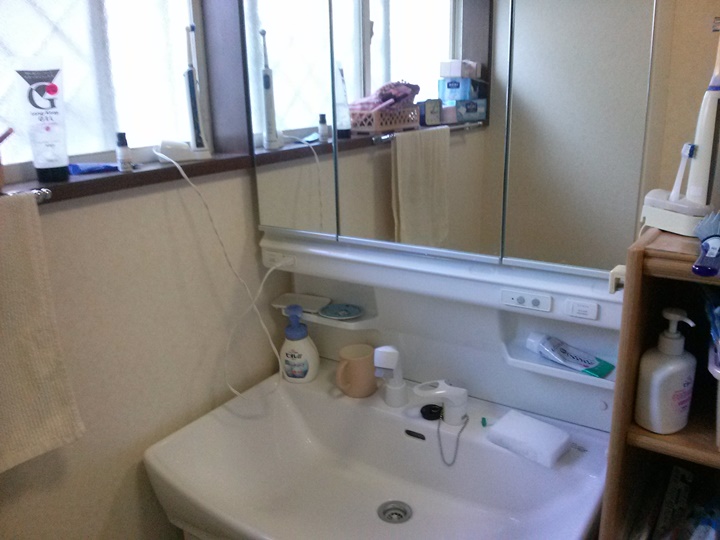 洗面台取り換え