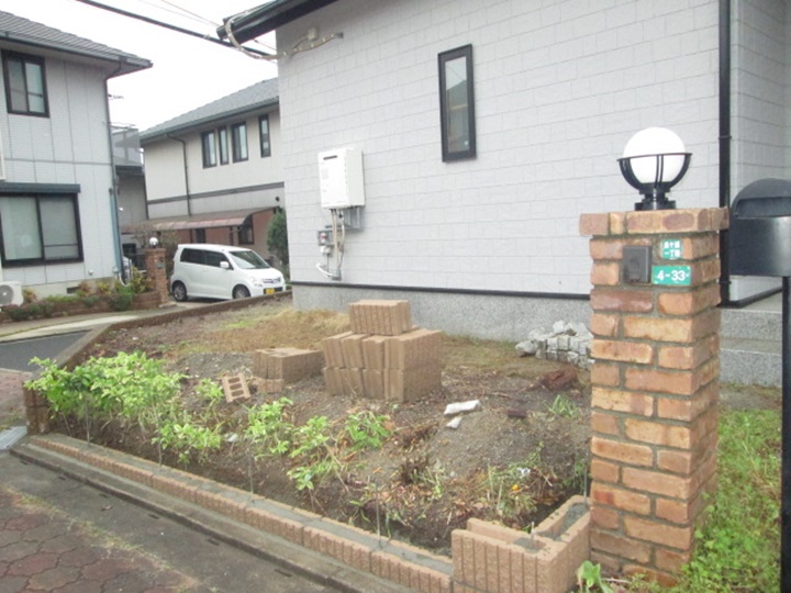 ブロックを積んでいきます。