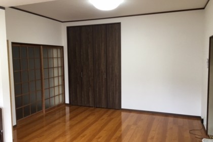 バリアフリー、間仕切り撤去工事　北九州市八幡西区