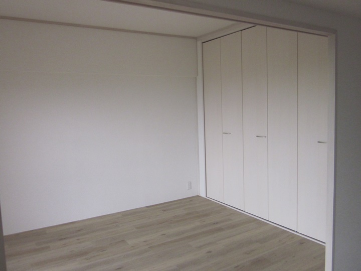 床、クロス仕上げ