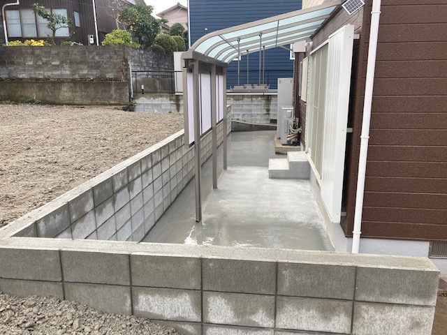 今回使用したテラスはLIXILスピーネR型です。