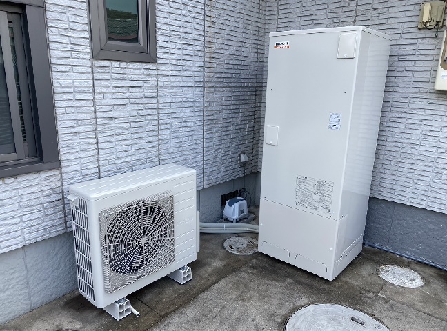 施工後<br />今回設置したエコキュートは日立のBHP-F37UDです。