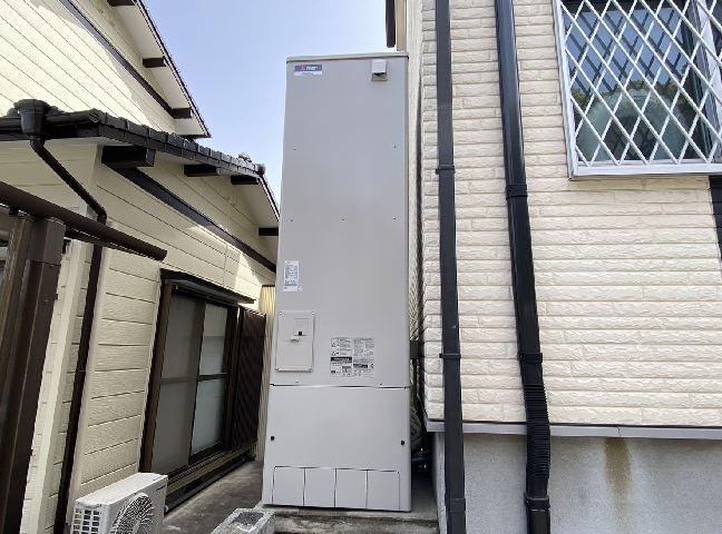 施工後<br />新規のエコキュートです。<br />今回は三菱の460L フルオートタイプを設置しました。