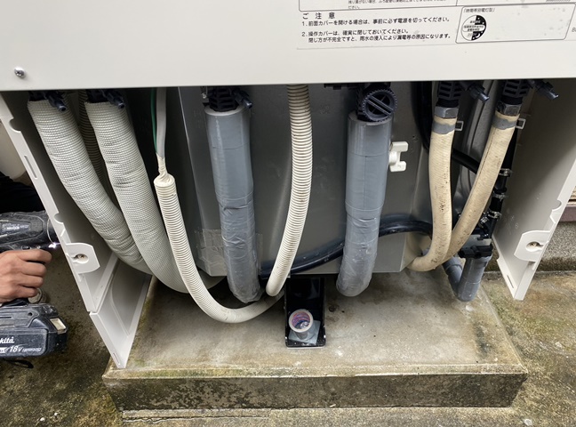 施工中<br />配管工事後です。