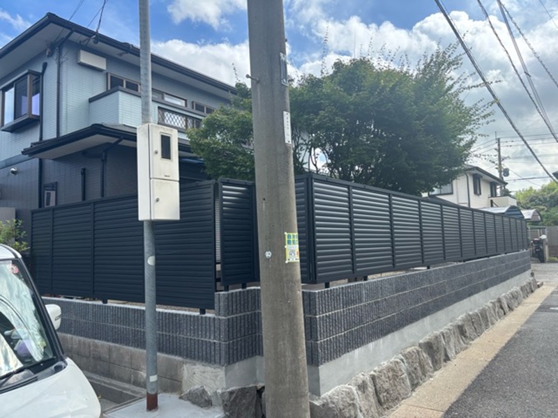 施工後のフェンス、反対側から見たところです。