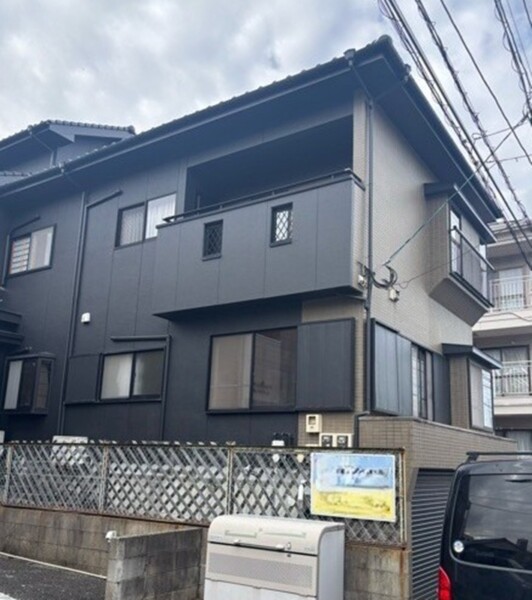 外壁のひび割れ補修＋塗装でしっかり防水！安心のリフォーム事例 北九州市八幡西区　外壁塗装工事