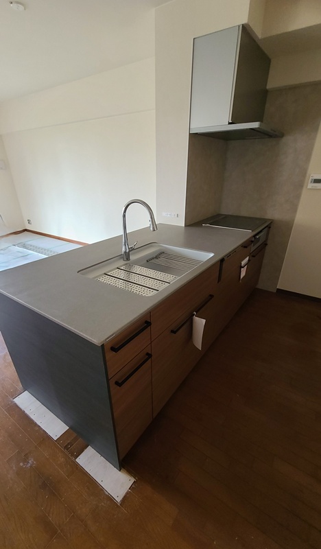 キッチンはトクラスのコラージアを設置しました。