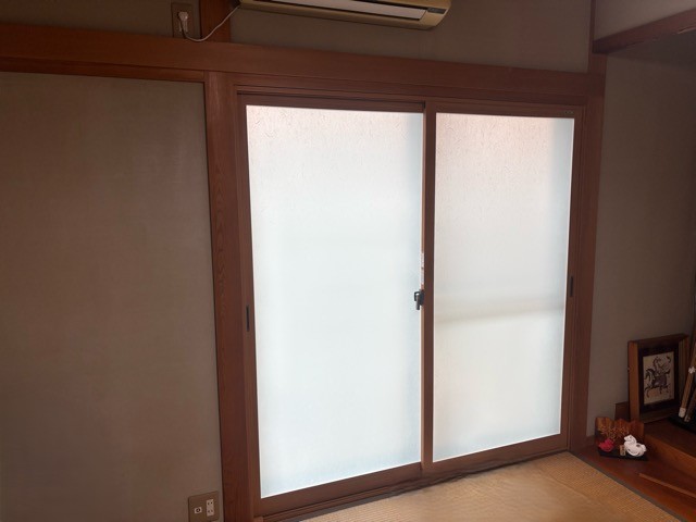 内窓設置後です。優しい明るさになっています。